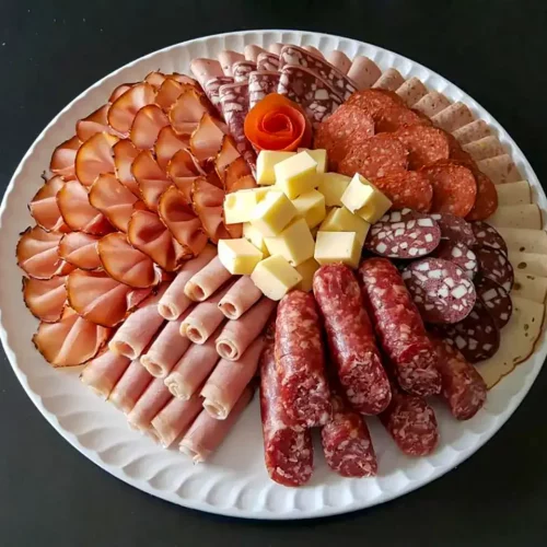 Metzgerei-Alfons-Baier-Wurst-Schinken-Platte