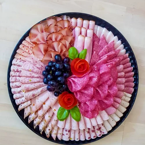 Metzgerei-Alfons-Baier-Wurstplatte